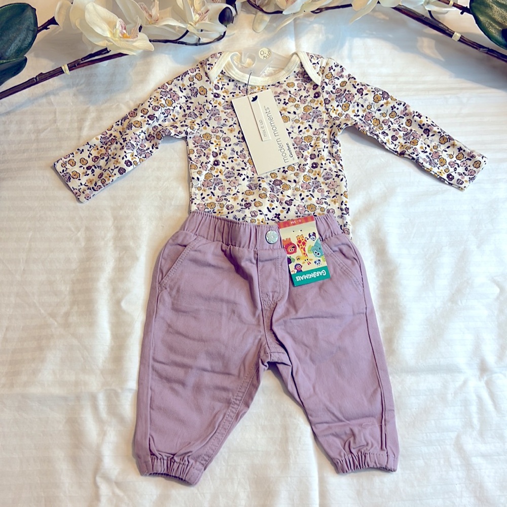 0-3 Months bundled clothing (4pcs) - Picture 8 of 9